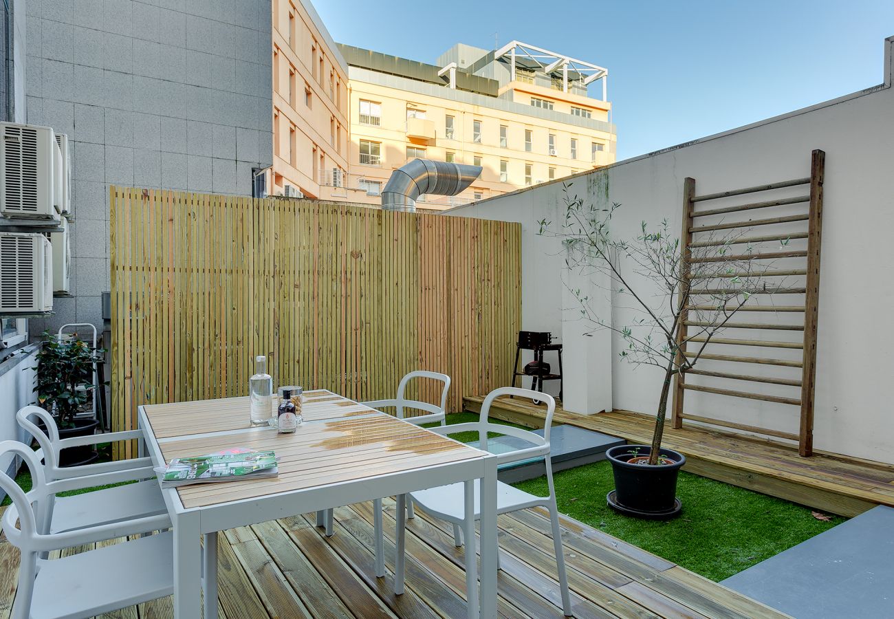 Estudio en Oporto - Estudio con Terraza cerca de la Estación de Tren Principal 🚂