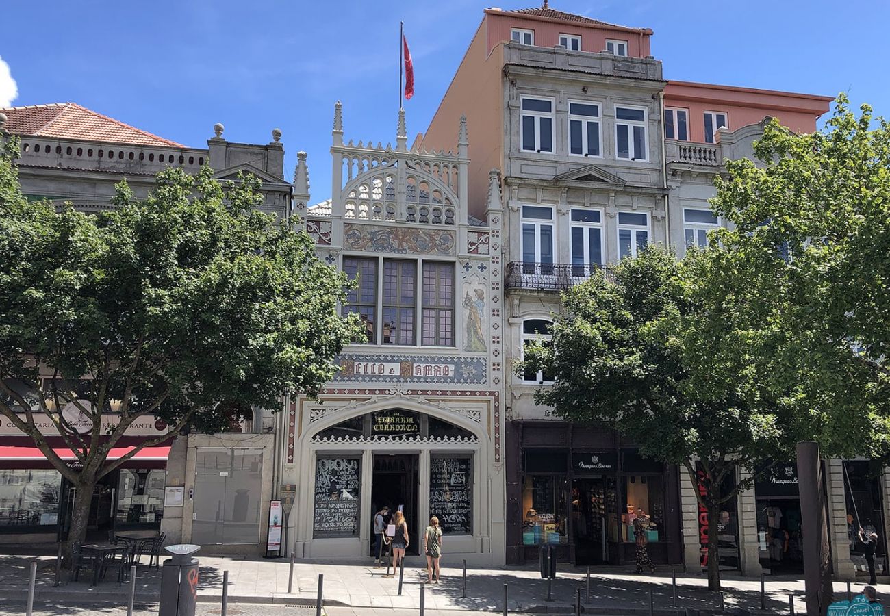 Estudio en Oporto - Estudio con Terraza cerca de la Estación de Tren Principal 🚂