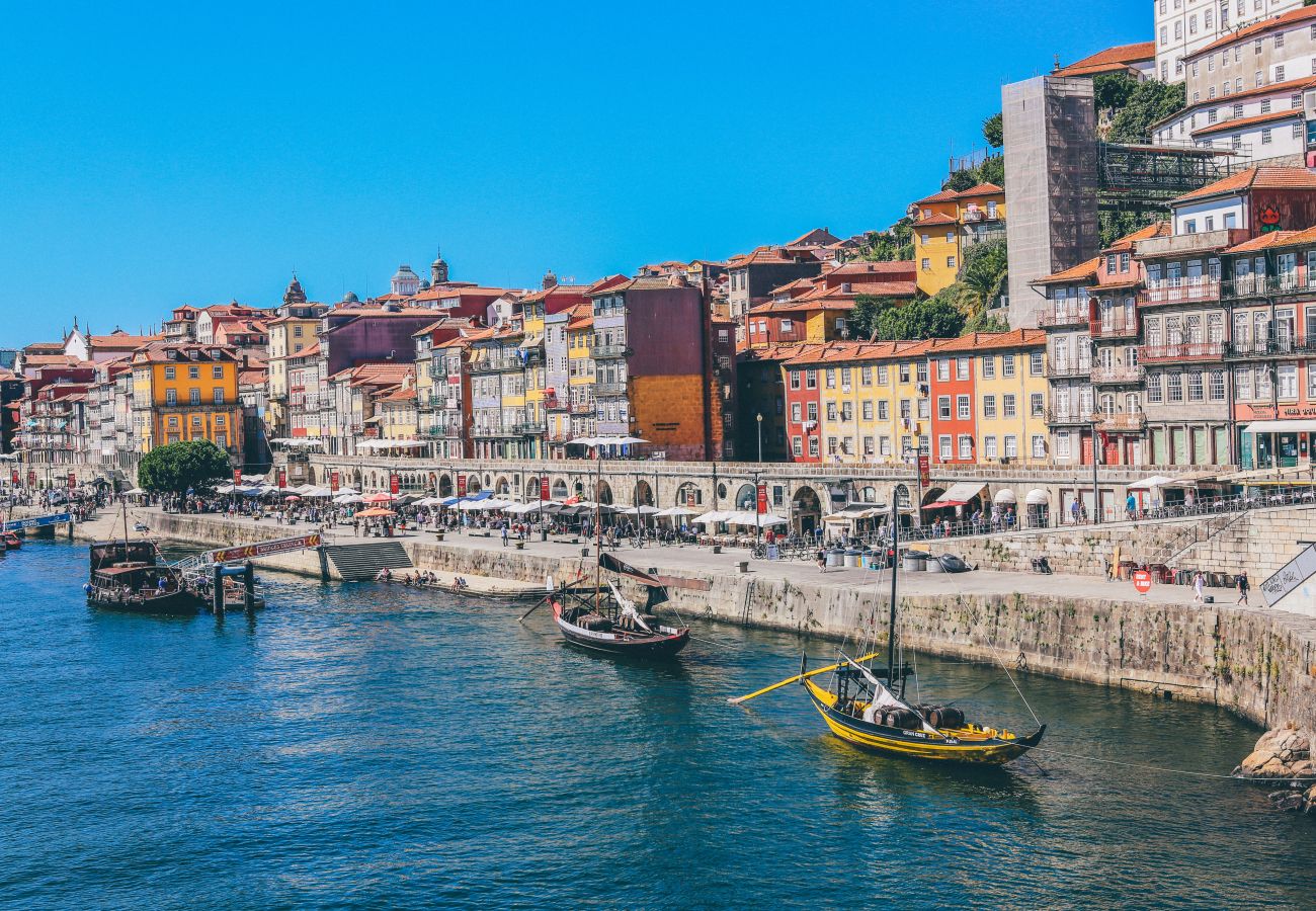 Estudio en Oporto - Estudio con Terraza cerca de la Estación de Tren Principal 🚂