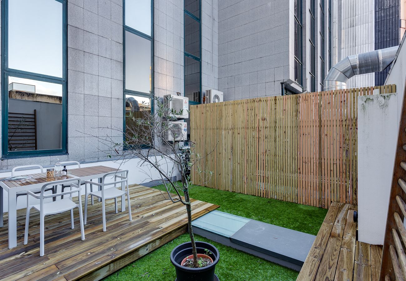 Estudio en Oporto - Estudio con Terraza cerca de la Estación de Tren Principal 🚂