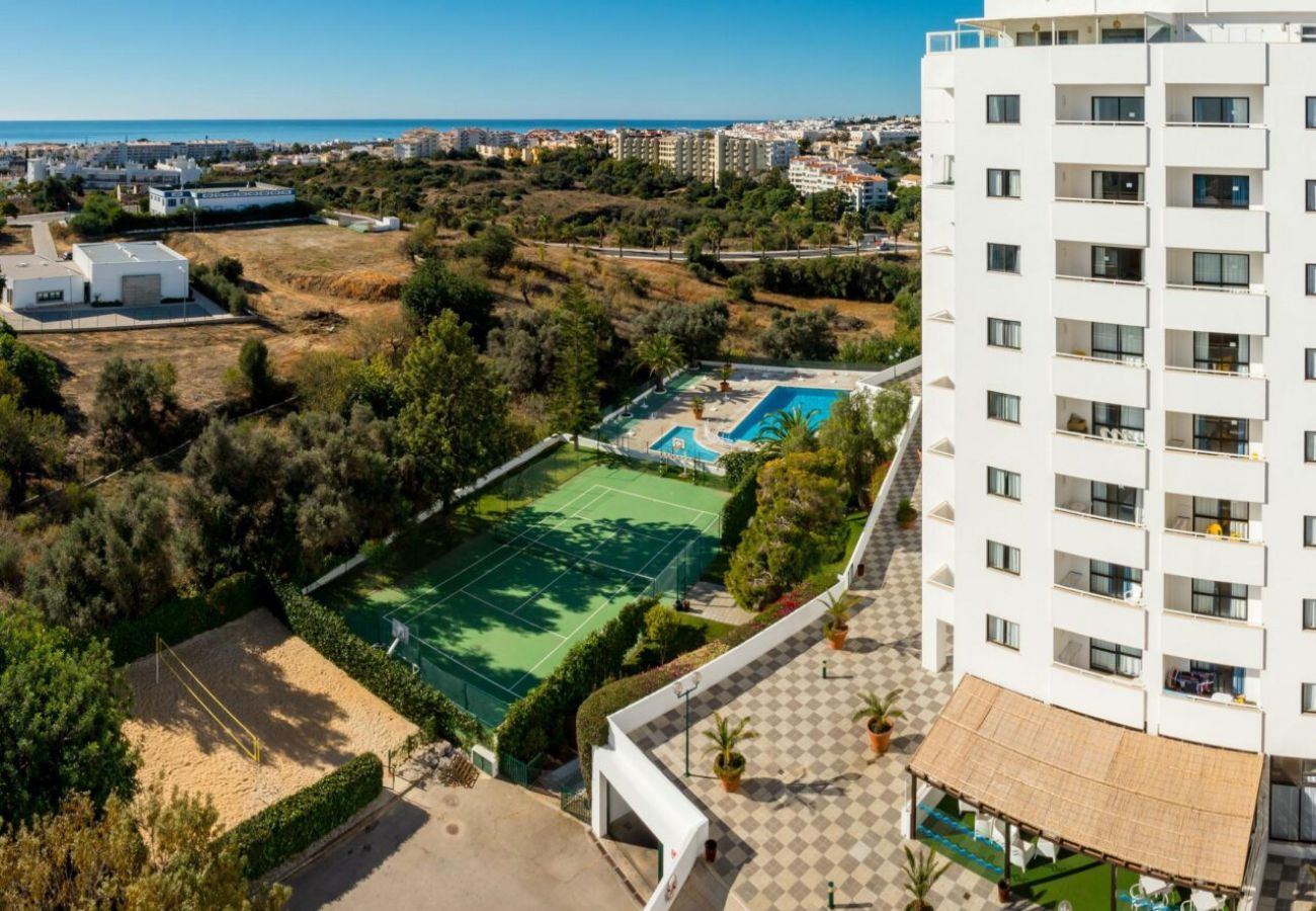 Apartamento en Albufeira - Apartamento en Resort con 3 Piscinas, en Albufeira