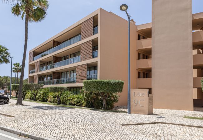Apartamento en Albufeira - Fantástico Apartamento en Salgados | Piscinas | 300m de la playa ⛱️