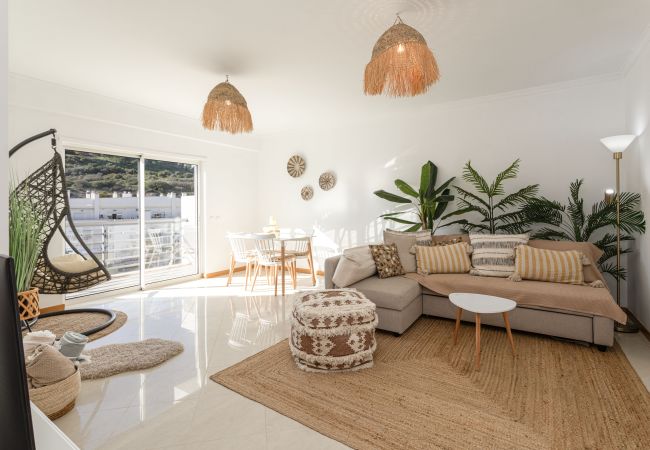 Apartamento en Albufeira - Apartamento en Albufeira con Balcón, Aparcamiento Privado 😎🅿️