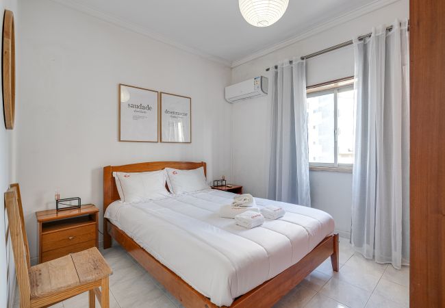 Apartamento en Almada - Amplio Apartamento en el Centro de Almada