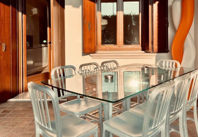 Casa en Romano d´Ezzelino - Wow House - Villa con piscina y jardín Casa en Romano d´Ezzelino - Wow House - Villa con piscina y jardín