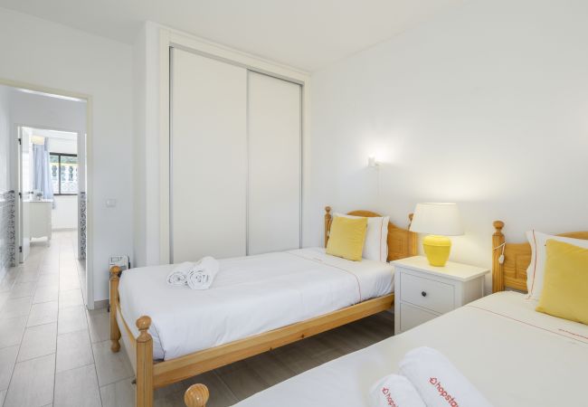 Casa en Albufeira - Casa May por Hopstays | Piscina en Oura Casa en Albufeira - Casa May por Hopstays | Piscina en Oura