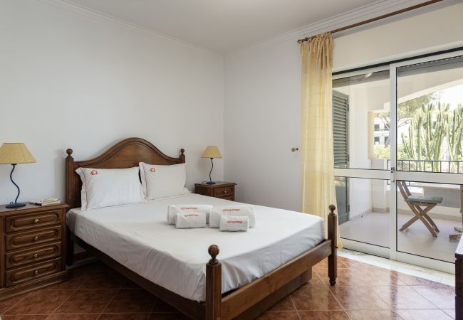 Apartamento en Vilamoura - Vilamoura Garden View by Hopstays | Piscina Apartamento en Vilamoura - Vilamoura Garden View by Hopstays | Piscina