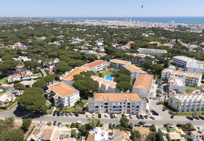 Apartamento en Vilamoura - Vilamoura Garden View by Hopstays | Piscina Apartamento en Vilamoura - Vilamoura Garden View by Hopstays | Piscina