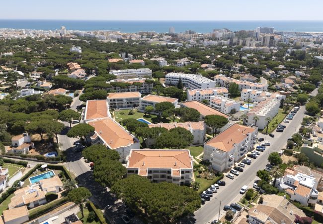 Apartamento en Vilamoura - Vilamoura Garden View by Hopstays | Piscina Apartamento en Vilamoura - Vilamoura Garden View by Hopstays | Piscina