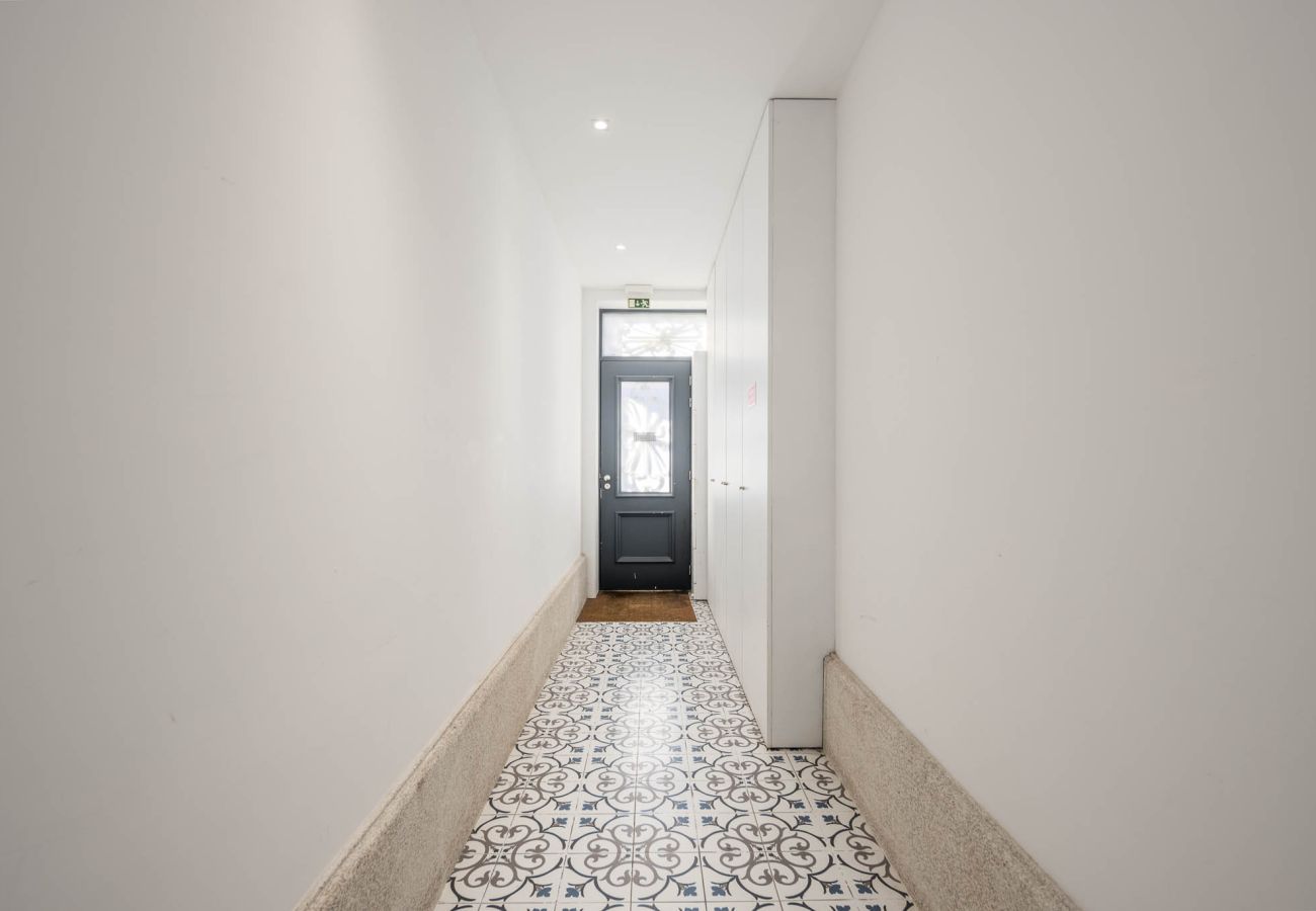 Apartamento en Oporto - Oporto Tiles Mezzanine by Hopstays | Marquês