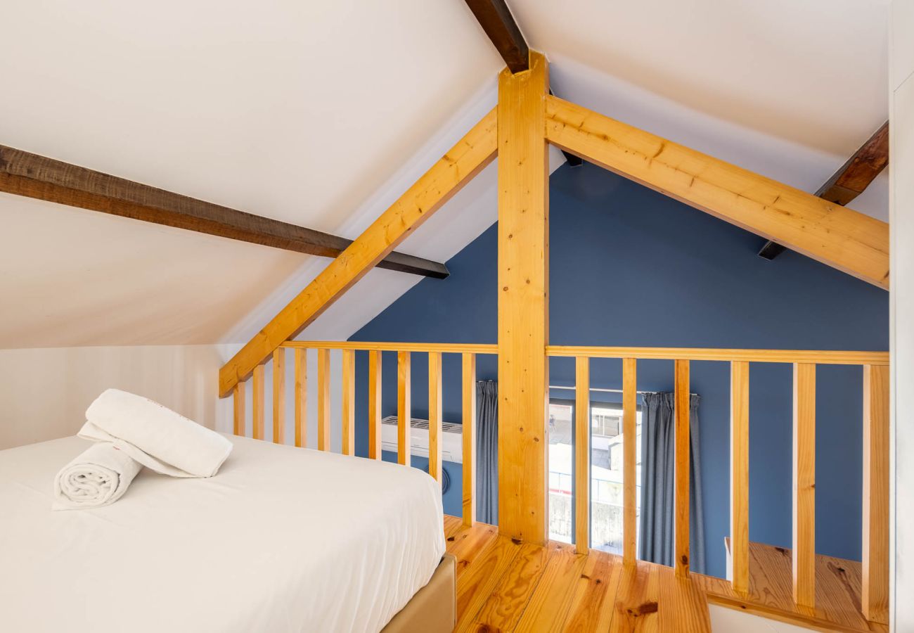 Apartamento en Oporto - Oporto Tiles Mezzanine by Hopstays | Marquês