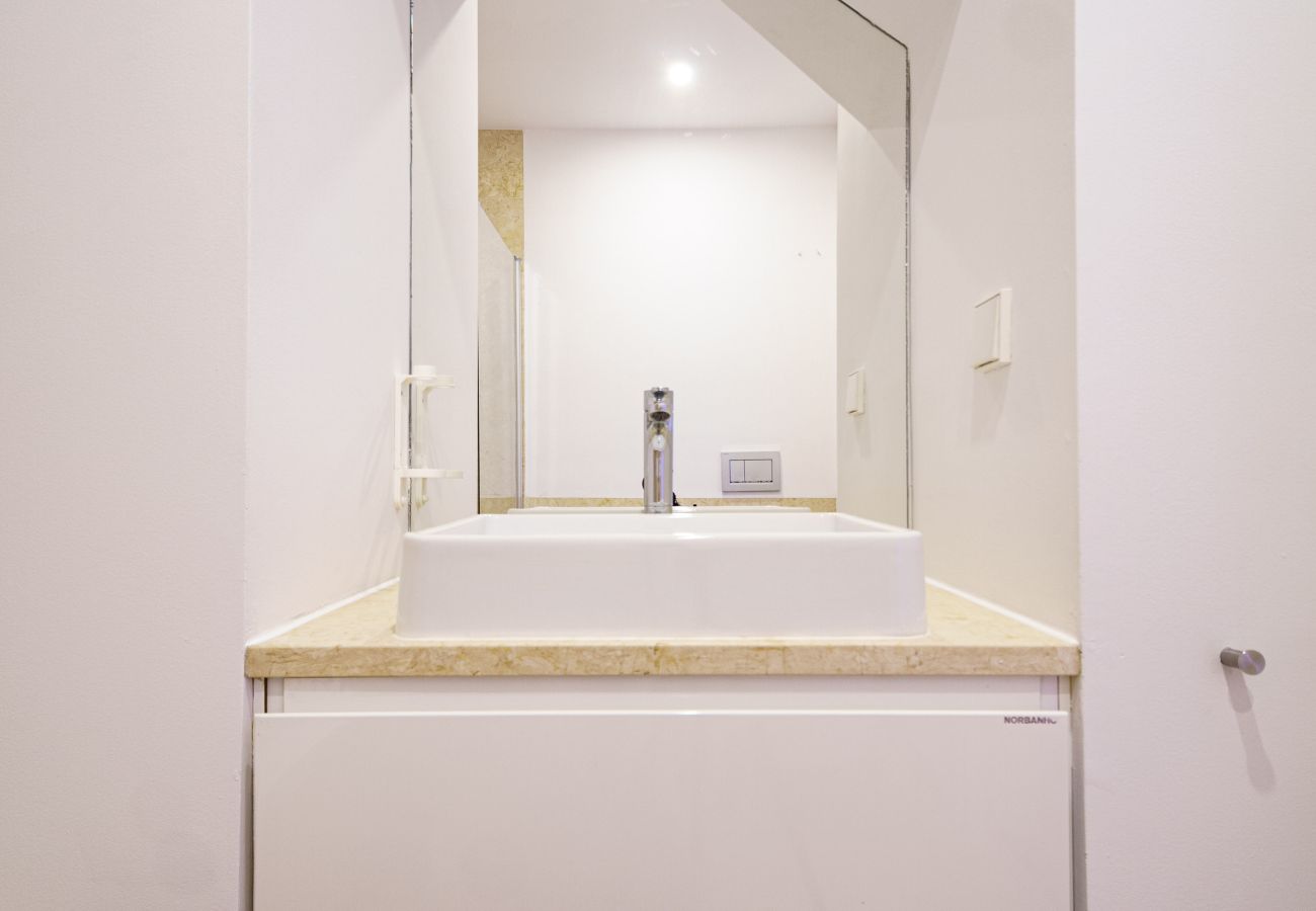 Apartamento en Lisboa ciudad - Casa do Beco: Corazón de Arroios y Vistas al Castillo