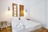 Apartamento en Lisbon - Casa do Beco: Corazón de Arroios y Vistas al Castillo
