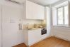 Apartamento en Lisbon - Casa do Castelo: 1st Floor Central Gem in Arroios