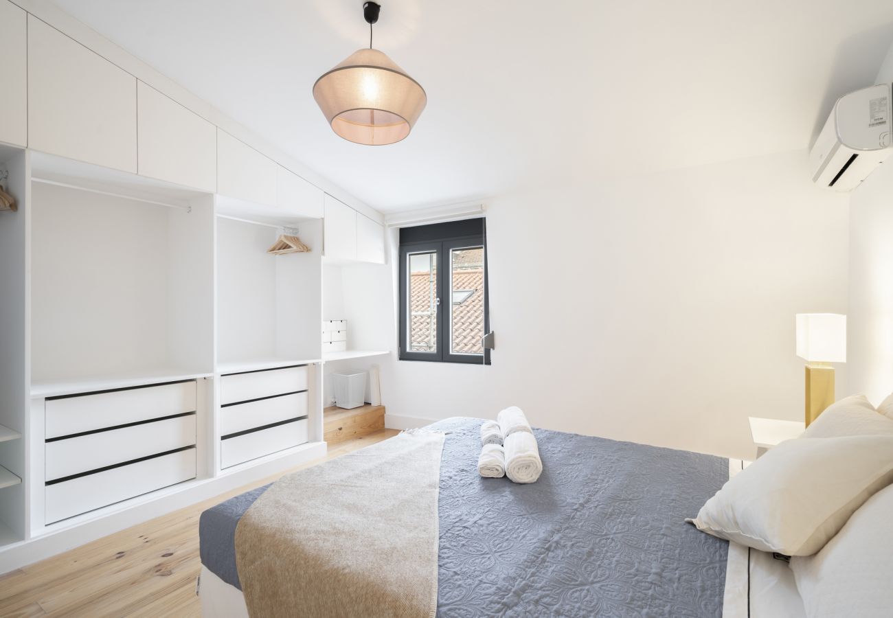 Appartement à Almada - Appartement Chaleureux et Confortable avec Parquet à Almada by HOPSTAYS