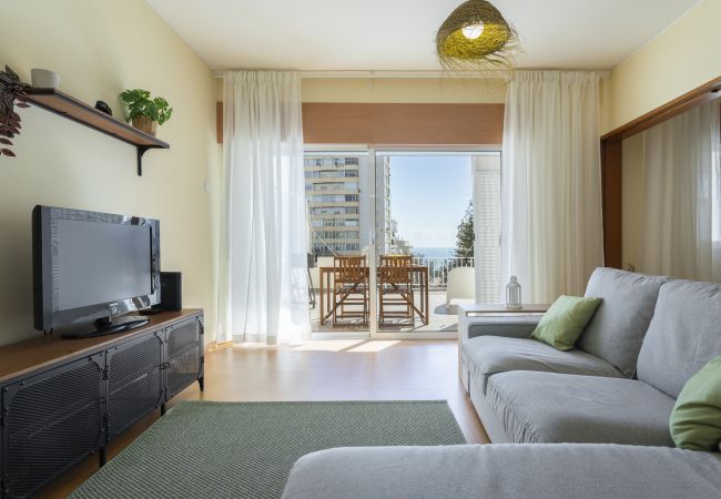 Appartement à Quarteira - Appartement avec 2 Chambres, Vue sur Mer, Grande Terrasse