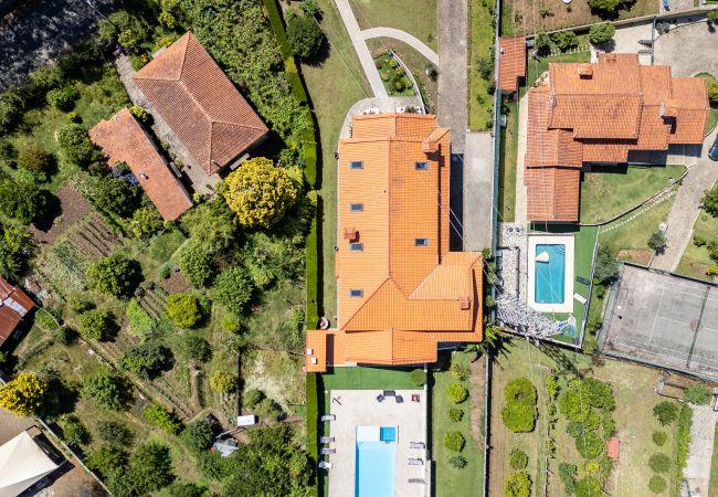 Villa à Crestuma - Crestuma Bright par Hopstays | Piscine avec Vue sur le Douro Villa à Crestuma - Crestuma Bright par Hopstays | Piscine avec Vue sur le Douro
