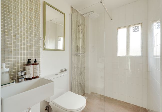 Chambres d'hôtes à Palmela - Hopstays - Guest house - Quinta de Zanao  Chambres d'hôtes à Palmela - Hopstays - Guest house - Quinta de Zanao
