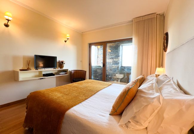 Villa à Gouvães do Douro - Maison Gouvães par Hopstays | Piscine & Vue sur le Douro Villa à Gouvães do Douro - Maison Gouvães par Hopstays | Piscine & Vue sur le Douro