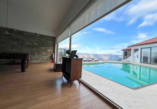 Villa à Gouvães do Douro - Maison Gouvães par Hopstays | Piscine & Vue sur le Douro Villa à Gouvães do Douro - Maison Gouvães par Hopstays | Piscine & Vue sur le Douro