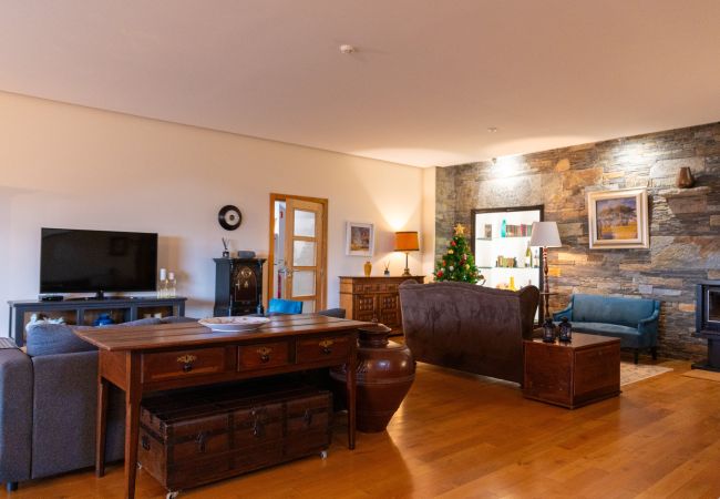 Villa à Gouvães do Douro - Maison Gouvães par Hopstays | Piscine & Vue sur le Douro Villa à Gouvães do Douro - Maison Gouvães par Hopstays | Piscine & Vue sur le Douro