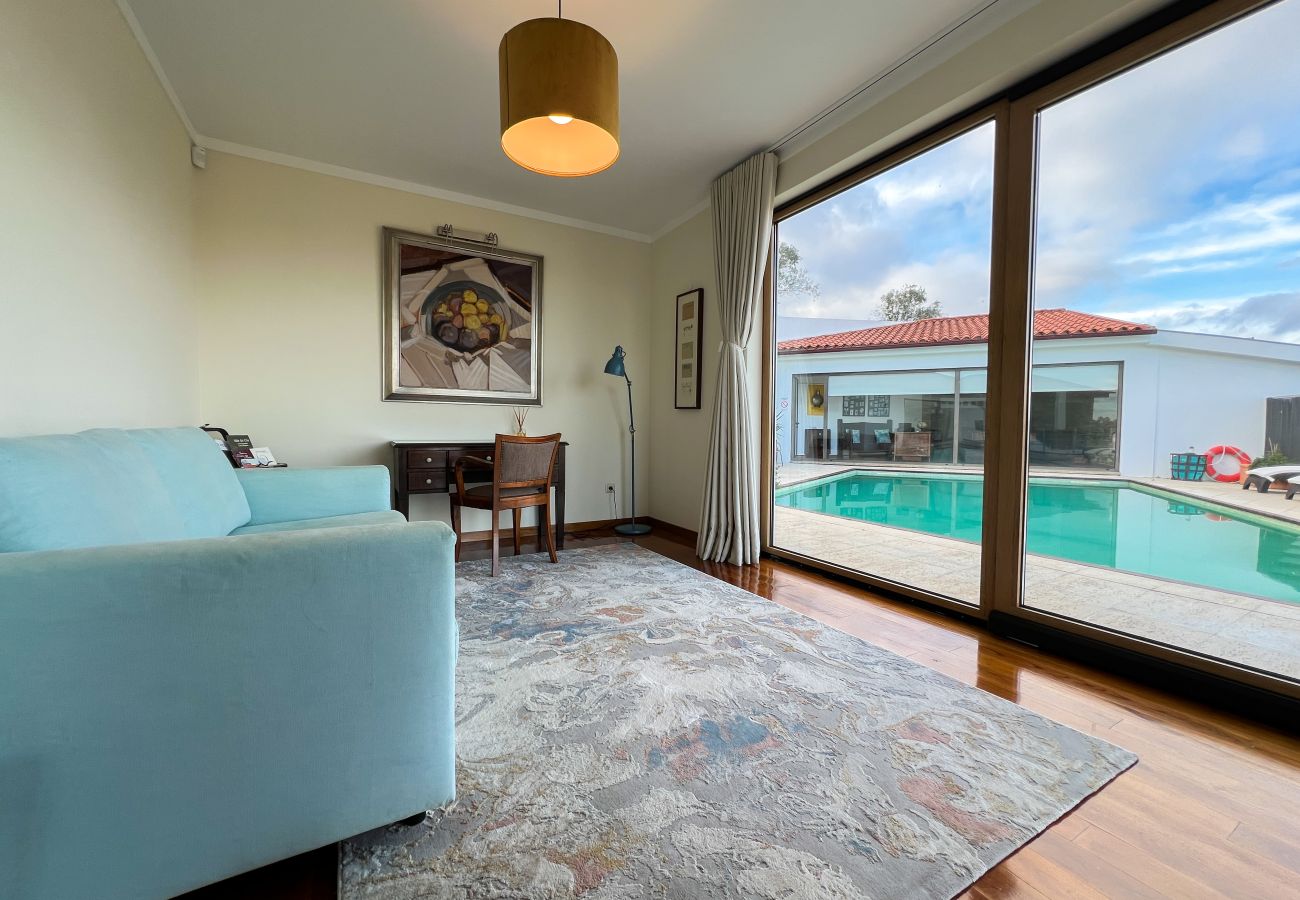 Villa à Gouvães do Douro - Maison Gouv&atilde;es par Hopstays | Piscine & Vue sur le Douro