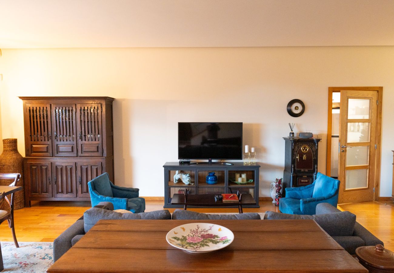 Villa à Gouvães do Douro - Maison Gouv&atilde;es par Hopstays | Piscine & Vue sur le Douro