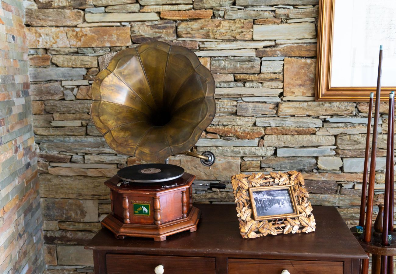 Villa à Gouvães do Douro - Maison Gouv&atilde;es par Hopstays | Piscine & Vue sur le Douro