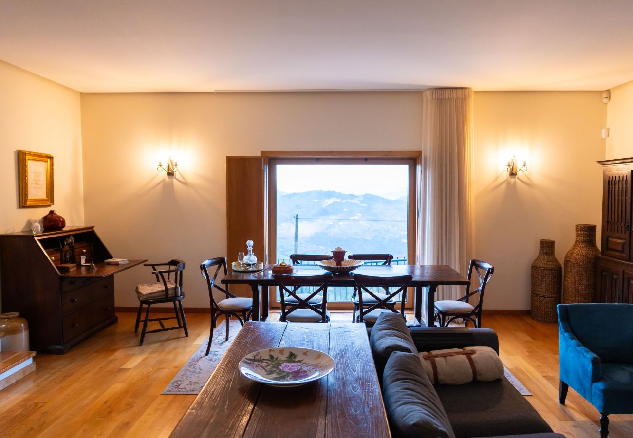 Villa à Gouvães do Douro - Maison Gouv&atilde;es par Hopstays | Piscine & Vue sur le Douro