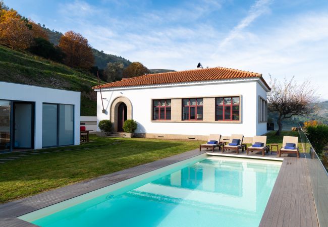 Villa à Sabrosa - Lugar das letras - École Historique avec Vue sur le Douro Villa à Sabrosa - Lugar das letras - École Historique avec Vue sur le Douro