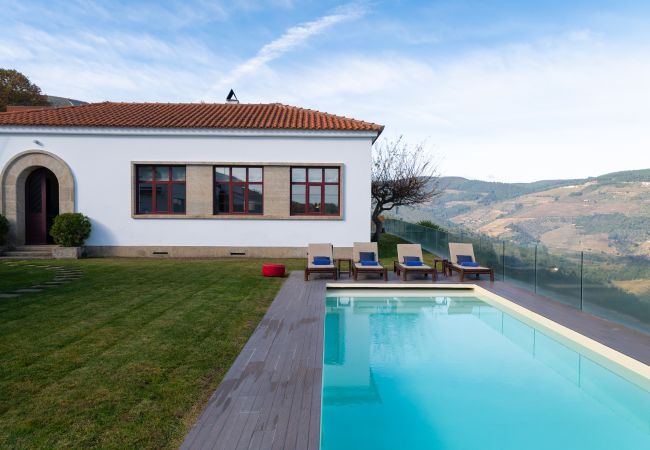 Villa à Sabrosa - Lugar das letras - École Historique avec Vue sur le Douro Villa à Sabrosa - Lugar das letras - École Historique avec Vue sur le Douro