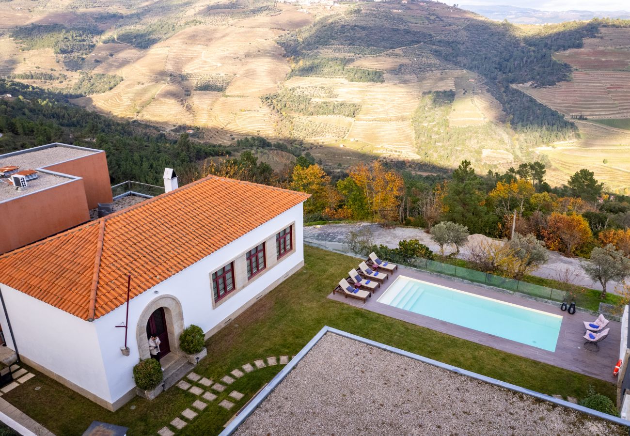 Villa à Sabrosa - Lugar das letras - École Historique avec Vue sur le Douro