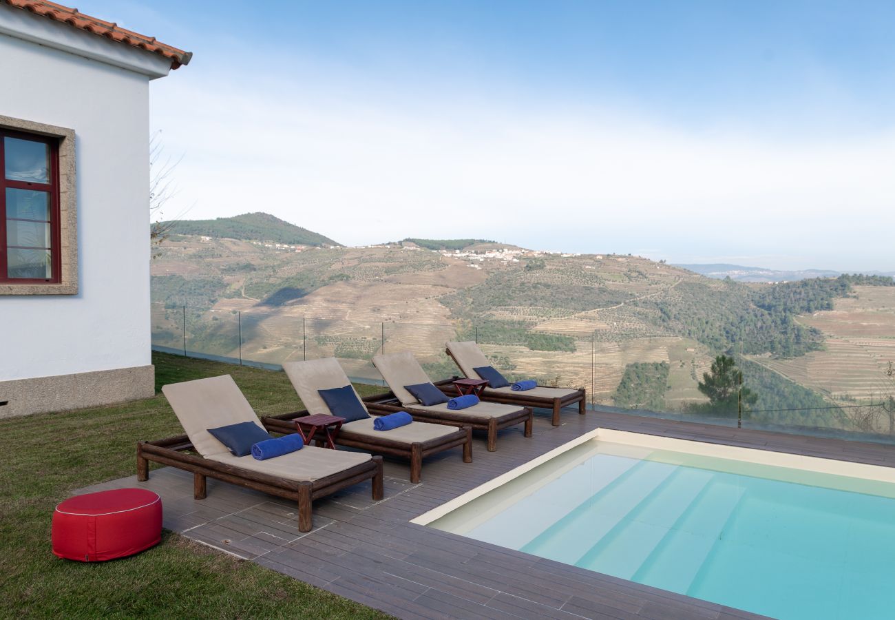 Villa à Sabrosa - Lugar das letras - École Historique avec Vue sur le Douro
