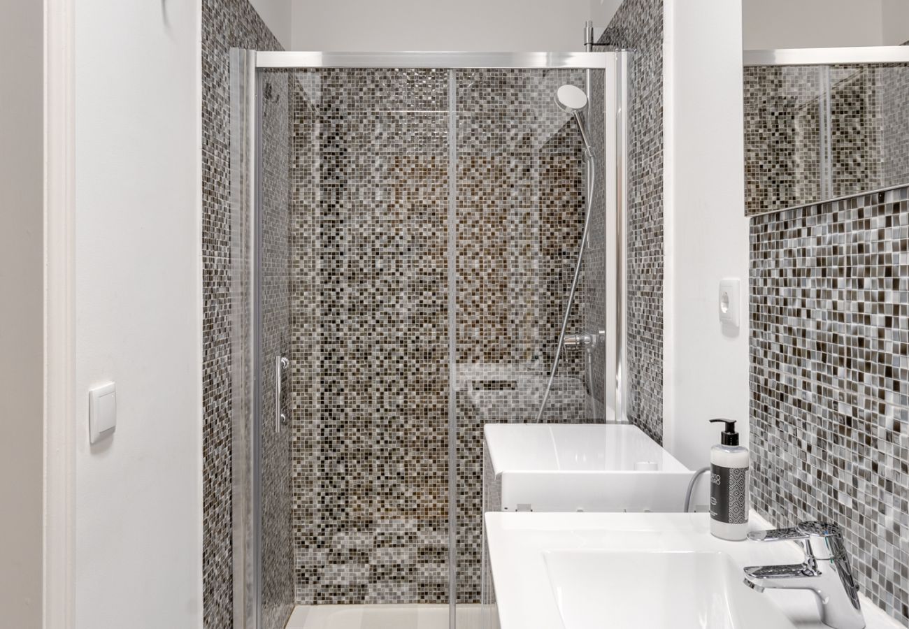 Studio a Porto - Accogliente Monolocale nel Business Center di Porto - 