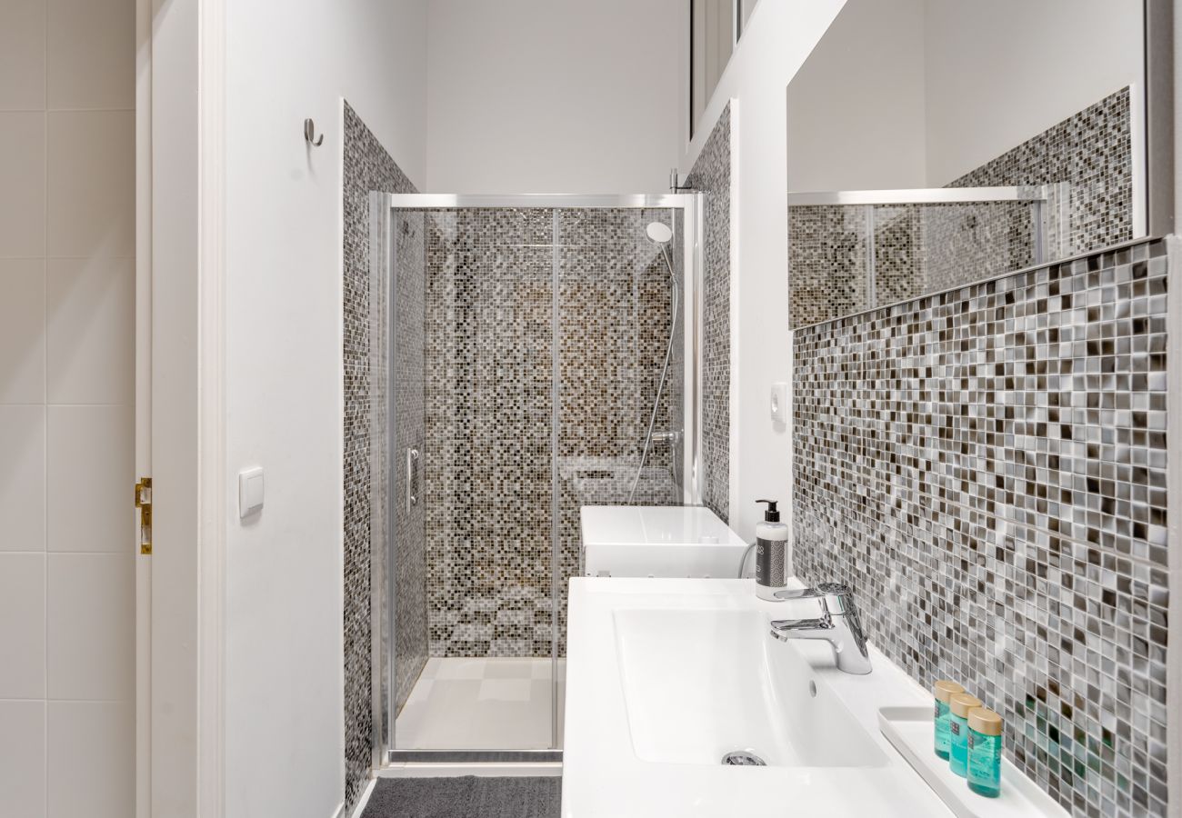Studio a Porto - Accogliente Monolocale nel Business Center di Porto - 