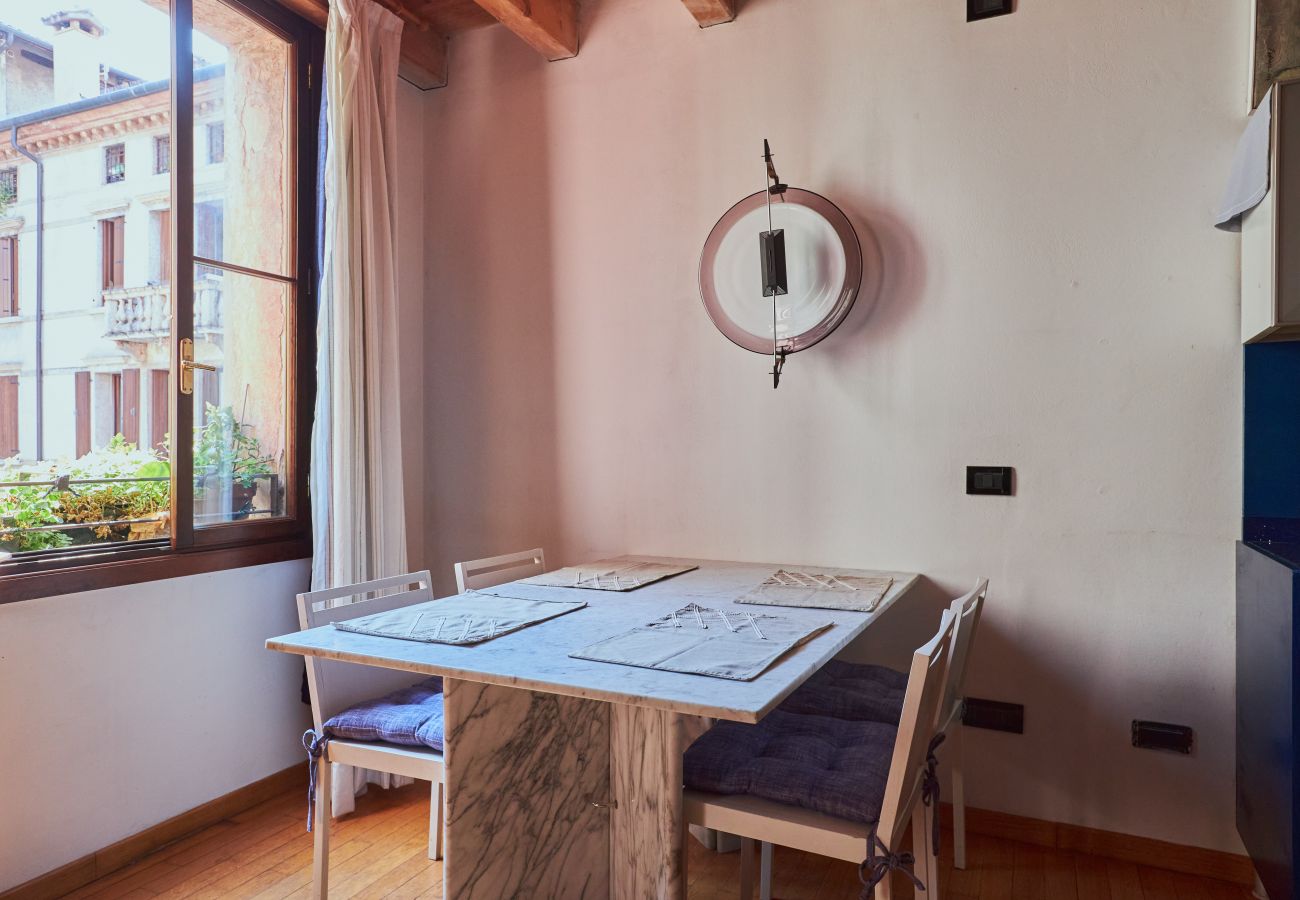 Appartamento a Bassano del Grappa -  Appartamento in Centro Storico