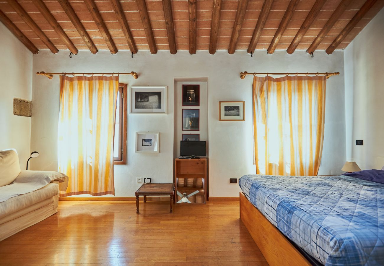 Appartamento a Bassano del Grappa - Mansarda con travi a vista nel Centro Storico