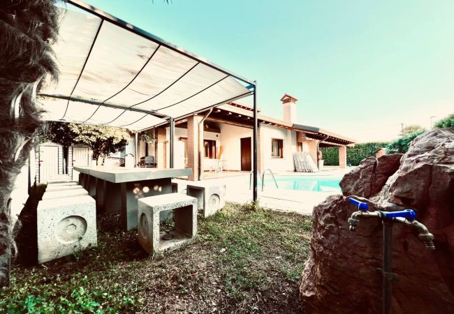 Casa a Romano d´Ezzelino - Villa con Piscina e sala giochi