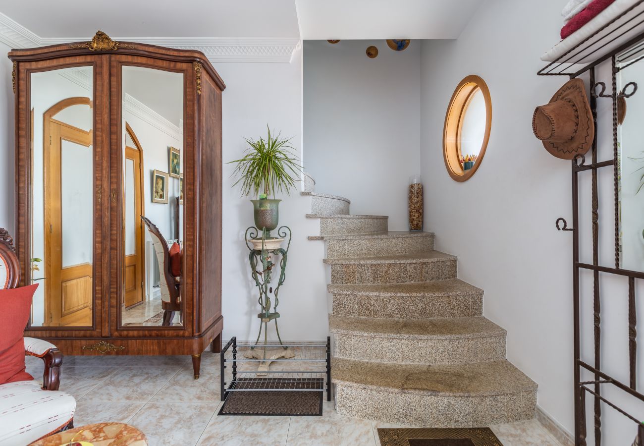 Villa a Crestuma - Crestuma Bright di Hopstays | Piscina con Vista sul Fiume Douro