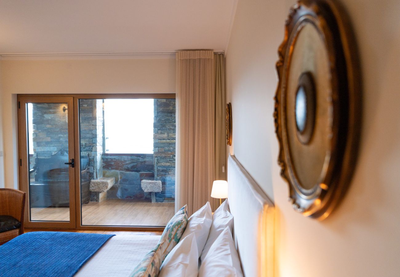 Villa a Gouvães do Douro - Casa Gouv&atilde;es di Hopstays | Piscina & Vista Douro