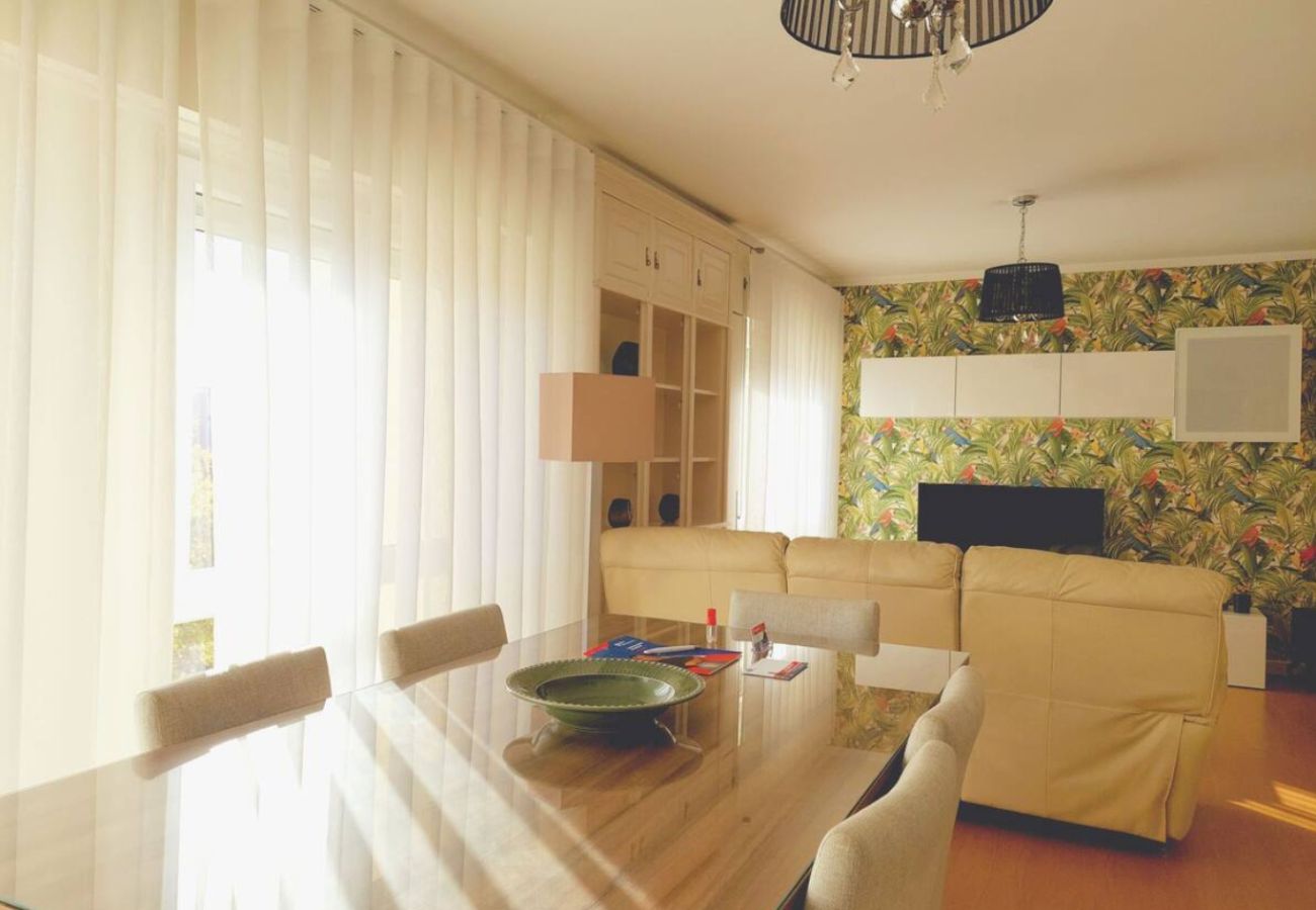 Appartamento a Lisboa - Appartamento per famiglie 115m2 2Br/2BA Metro Telheiras