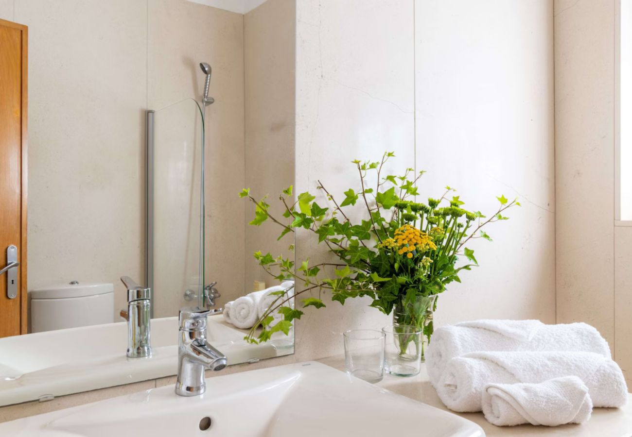 Villa a Vila Nova de Gaia - Casa das Heras - Jacuzzi + Voucher per 1 Cena
