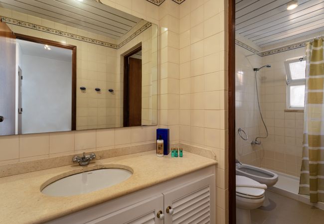 Apartamento em Vilamoura - Vilamoura All In Marina by Hopstays | Vista Marina Apartamento em Vilamoura - Vilamoura All In Marina by Hopstays | Vista Marina