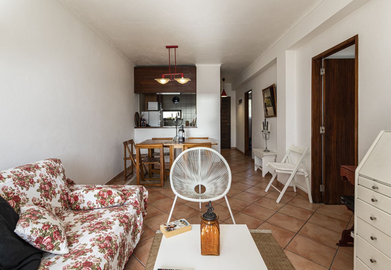Apartamento em Albufeira - Casa de férias perto da Praia dos Alemães (Digital Nomads Friendly) - by Hopstays