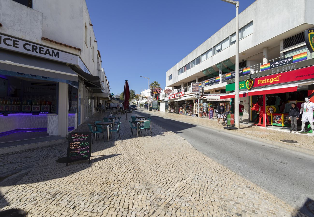 Apartamento em Albufeira - Apartamento a 100m da Praia, em Albufeira ☀️