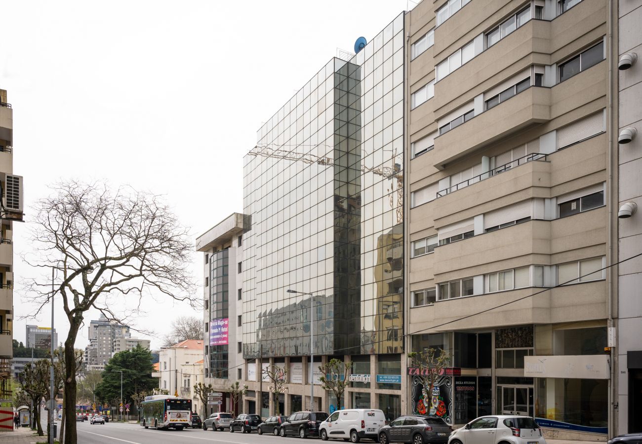 Estúdio em Porto - Estúdio acolhedor no Centro de Negócios do Porto (Digital Nomads Friendly) - by Hopstays