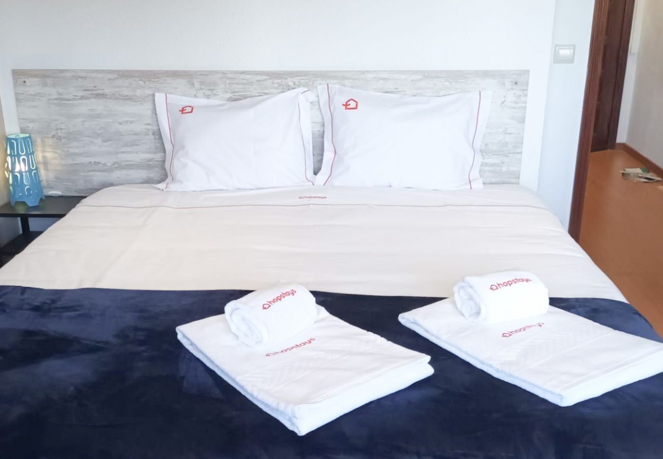 Apartamento em Albufeira - Apartamento em Resort com 3 Piscinas, em Albufeira