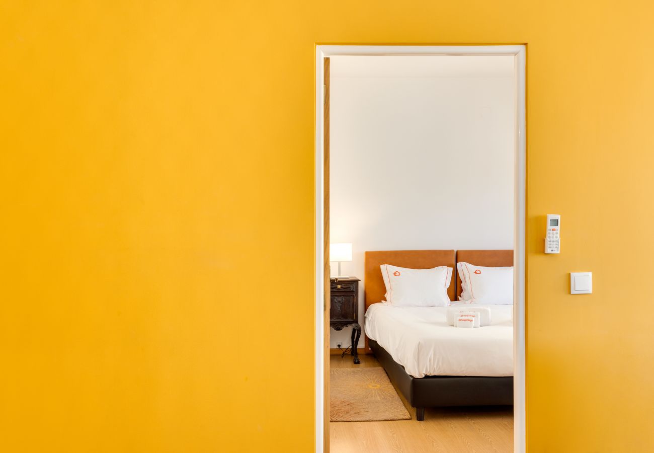 Apartamento em Porto - Apartamento Mercado Bom Sucesso (Digital Nomads Friendly) - by Hopstays