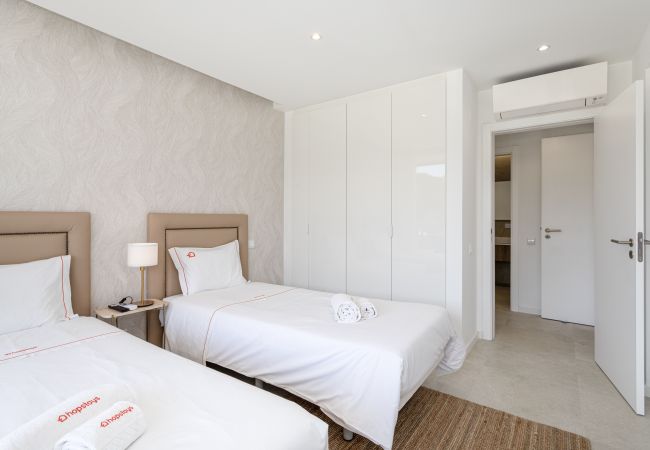 Apartamento em Albufeira - Fantástico Apartamento em Salgados | Piscinas | 300m da praia ⛱️
