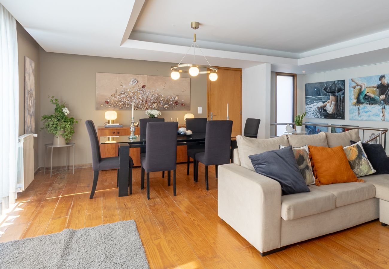 Villa em Vila Nova de Gaia - Casa das Heras - Com Jacuzzi + Voucher para Jantar